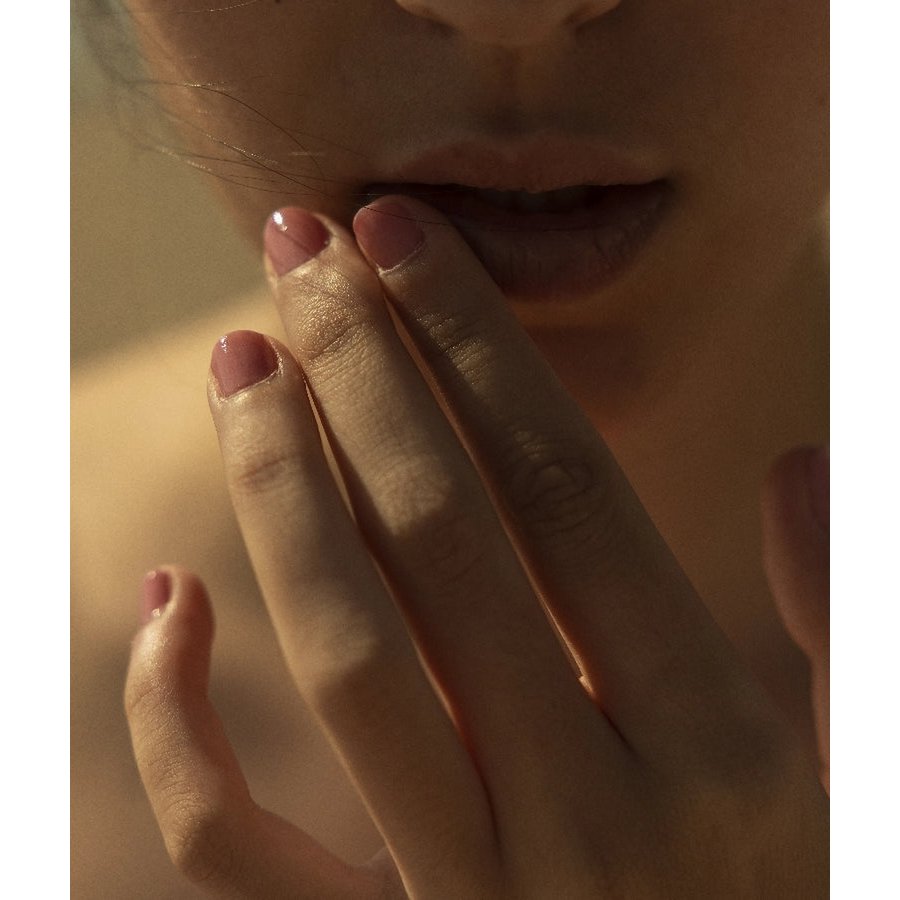 Protective lip balm - ideal against cold weather and dehydration