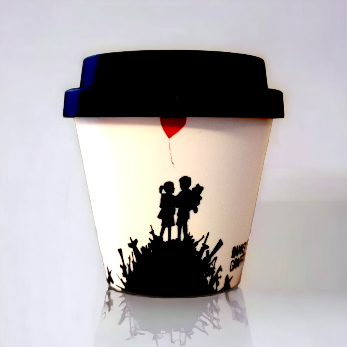 Filiżanka Banksy Espresso w RPET 90 ml - Kids On Guns Hill