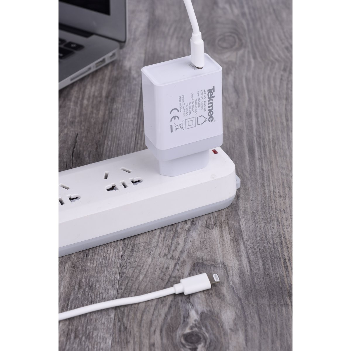 Schwarzes Ladegerät 3 Meter TYPE-C / USB