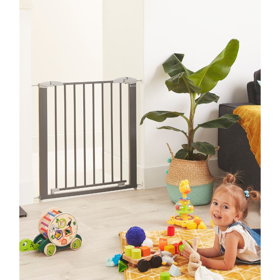 SAFETY GATE, PRESSURE FIXING, OPENING FROM 73 TO 81.5CM UP TO 131.5CM WITH EXTENSION - SAFE & LOCK