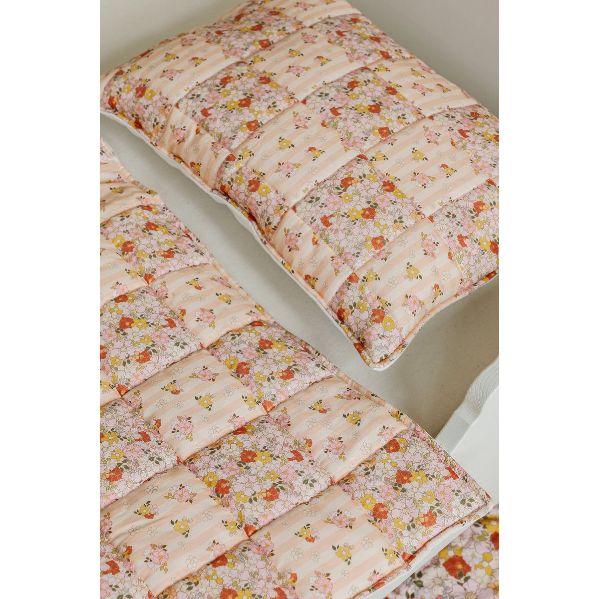 Ensemble de literie matelassée en coton pour les enfants «Spring Garden» - conception patchwork, petite taille