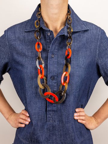 3-size flat oval rings long necklace with orange lacquer
