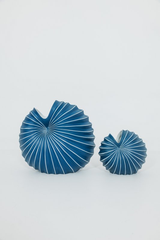 Palm Vase -Navy Blue Size L