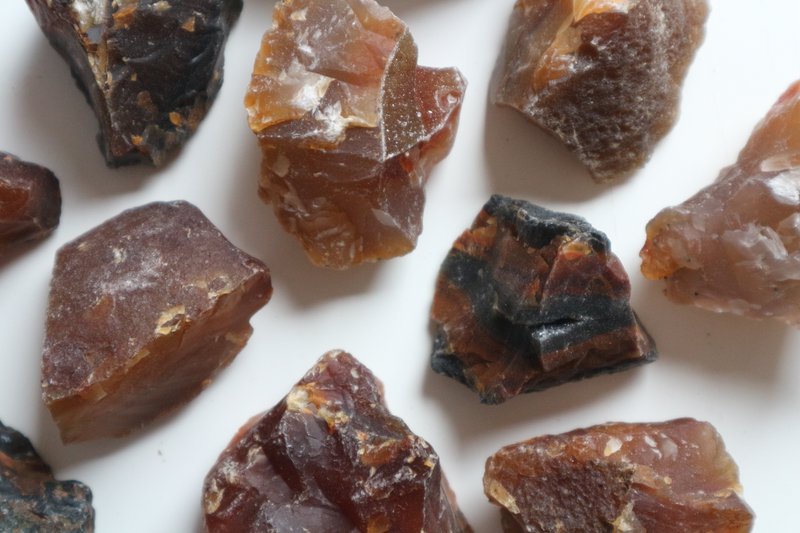 Raw Agate chunks M