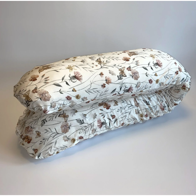 3 in 1 pillow / nursing pillow / side sleeper / positioning pillow