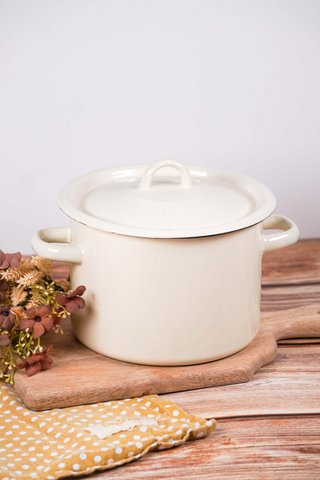 Enamel pot with lid milk 3 L Isabelle Rose