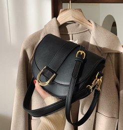 Petit sac à main AnBeck 'Be Yours' avec 2 options de transport (2 options de couleurs)