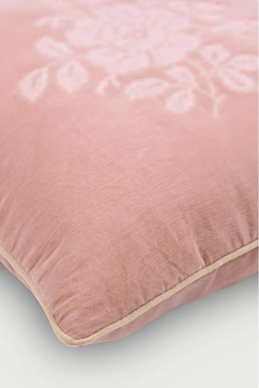 Kussenhoes | Camellia Rose kruissteekkussenhoes van Sanctuary Living