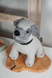 Grå Bulldog dørstopper 28 cm Isabelle Rose