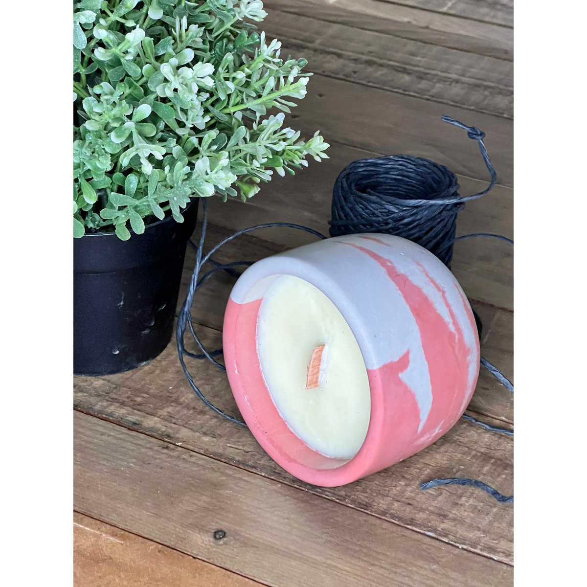 CHRITSMAS SPICE - Concrete Candles 230g
