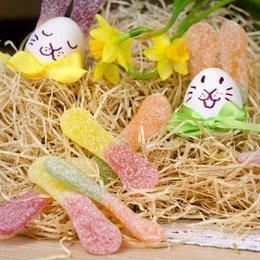 Snack box bunny spoon sour fruit gum gift box