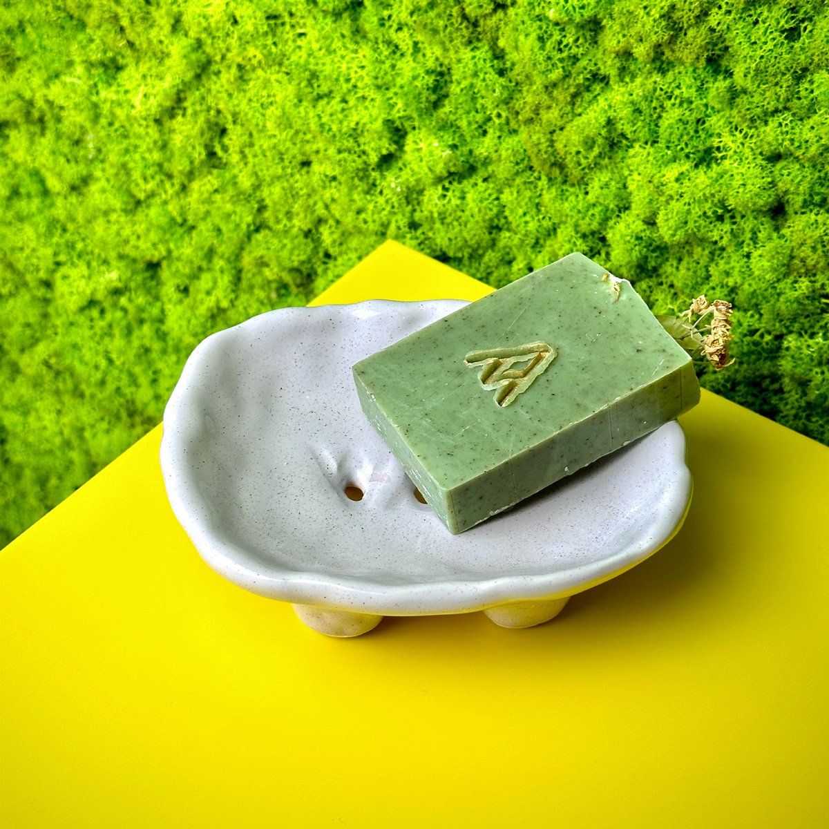 ENCHANTED FOREST NATURAL SOAP (MINT, LINDEN & GREEN CLAY)