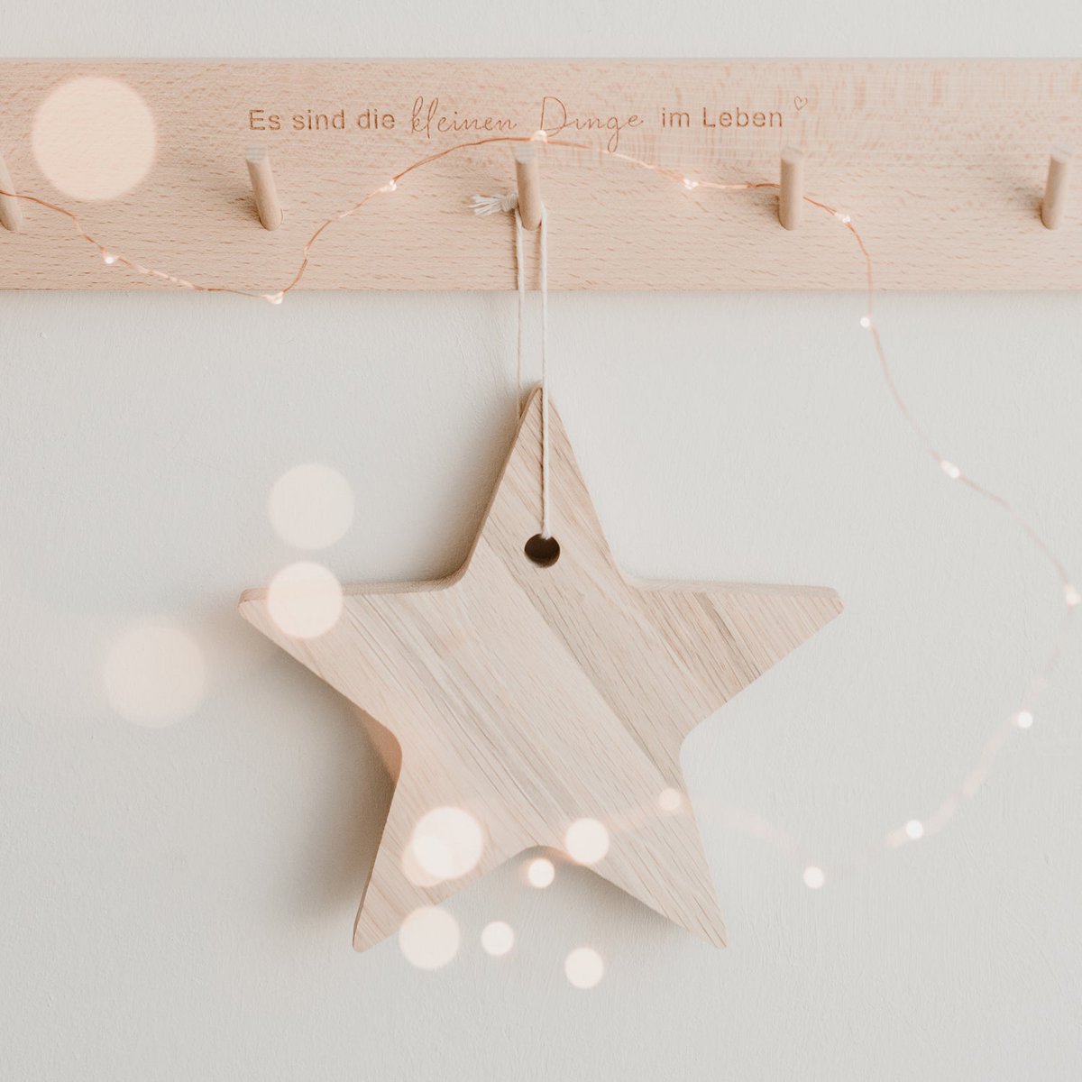 Porte-cartes étoile en chêne 20cm (UE = 6 pcs.)