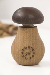 Schiaccianoci, strumento per schiaccianoci in legno