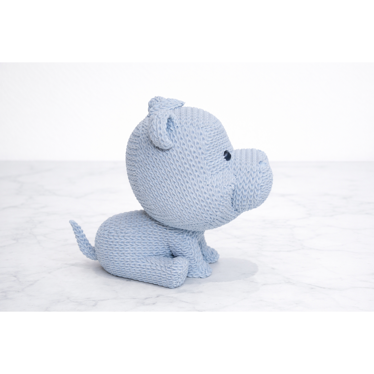 Eterna Wonder — Dzianinowa figurka hipopotama — Dekoracyjna mini rzeźba — Jasnoniebieski — 15 cm