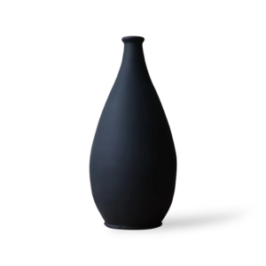 The Tamuda vase - matt black