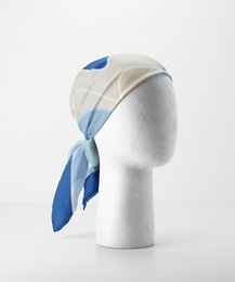 Sciarpa quadrata in seta - MUSE 67*67 cm - Blu