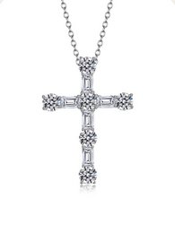 7.3ct Majestic Moissanite Cross Pendant halskæde