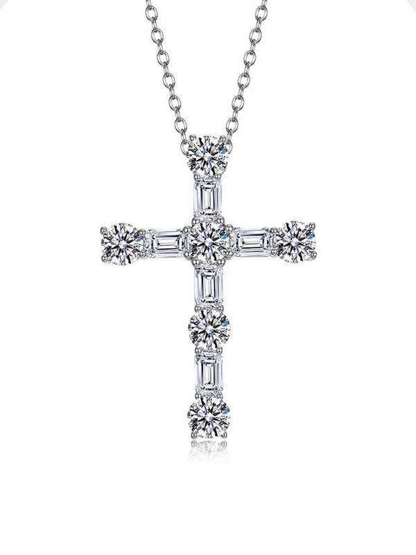 7.3ct Majestic Moissanite Cross Pendant halskæde