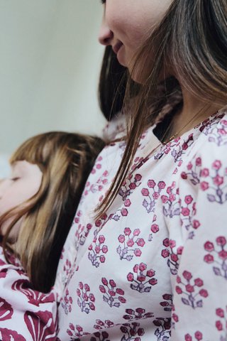 Pyjama van biologisch katoen - Roze bloem