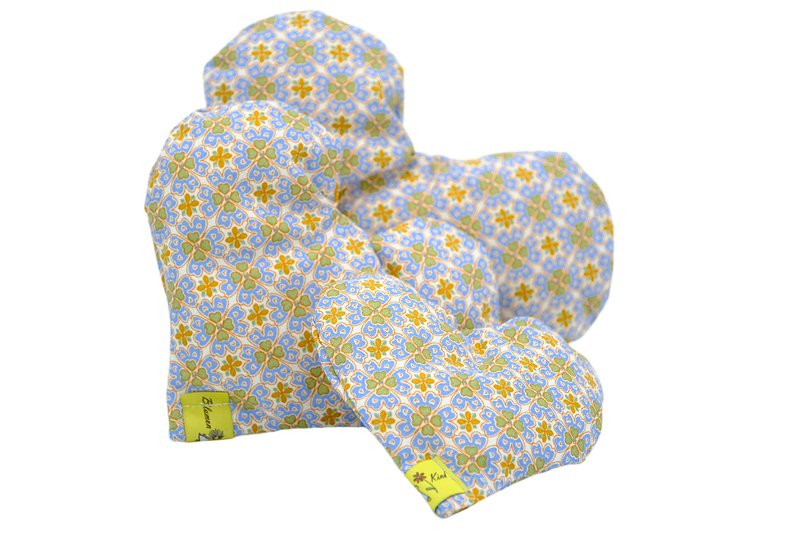Heilwolle Kissen Blumen Muster