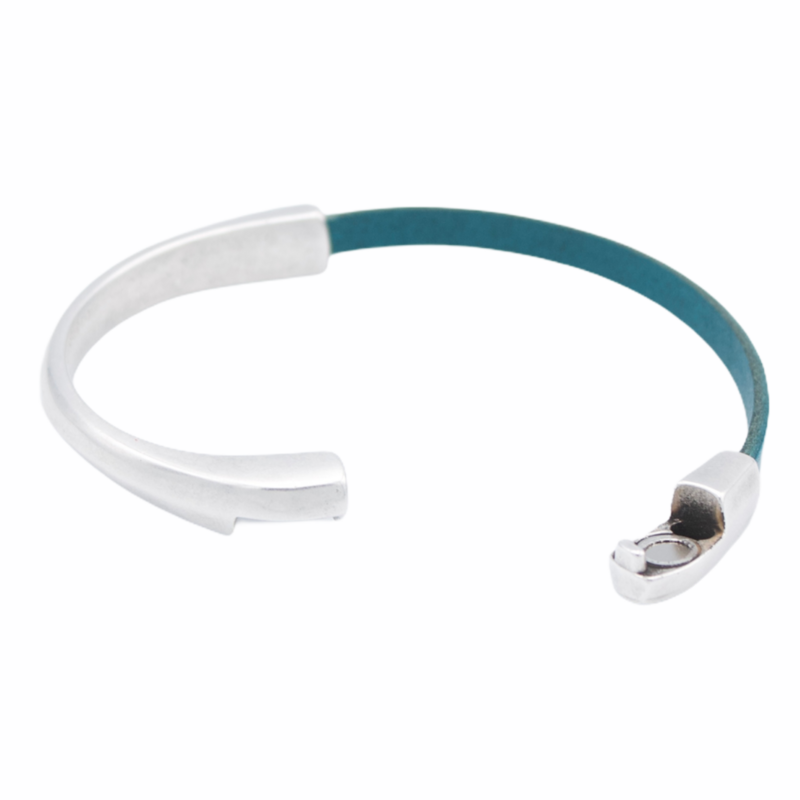 Bracciale in pelle AMACAYACÚ (argento) con chiusura magnetica