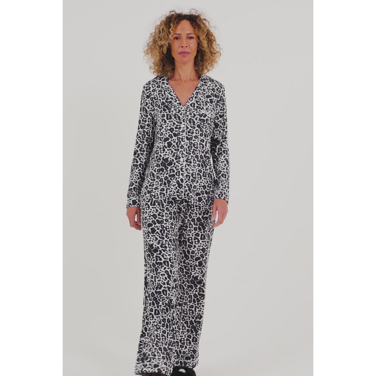 Ensemble pyjama long en bambou en léopard de luxe