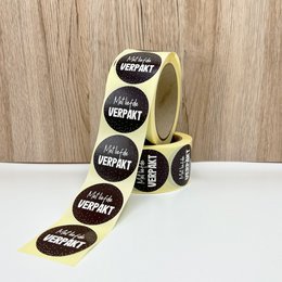 Aufkleber 'Mit Liebe verpackt' auf einer Rolle mit 500 Stück
