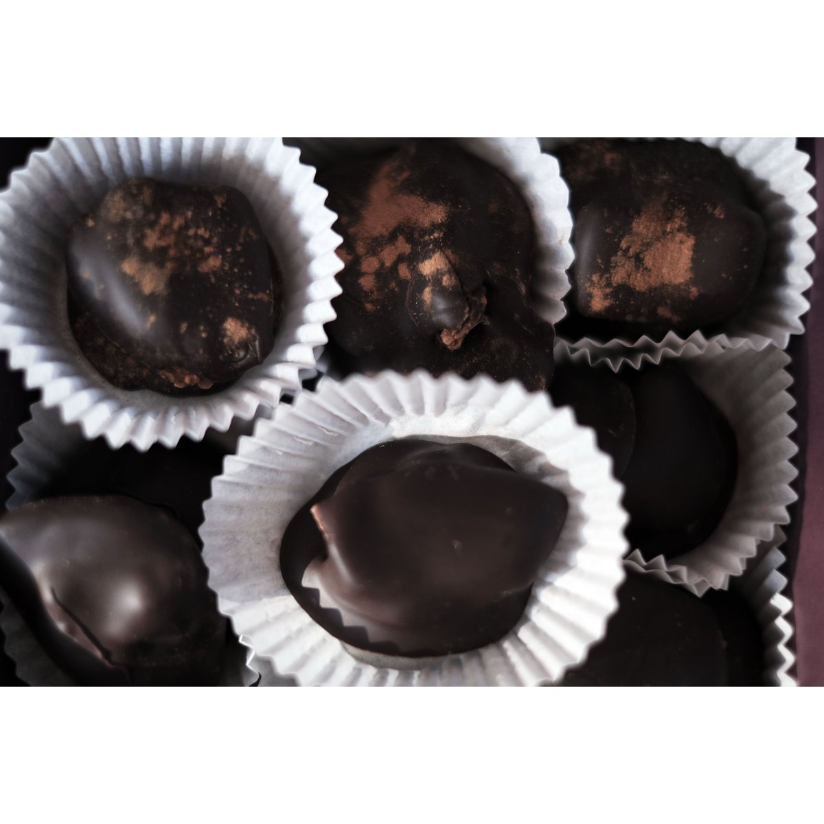 KUMILIO Premium Higos Kimi secados al sol Chocolate oscuro bañado 70% - Caja de regalo