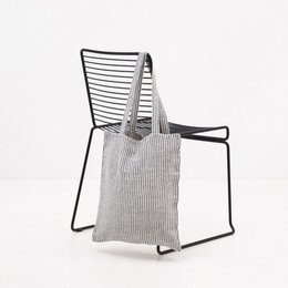 Tynd sort strip linned taske