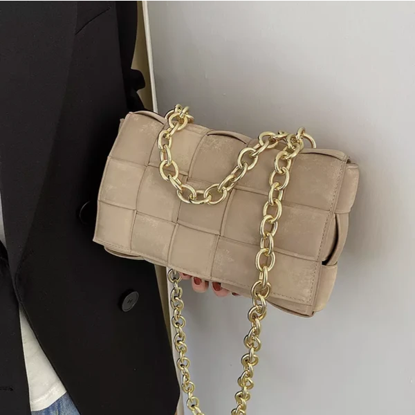 Velvet Tega Sac en daim Bas avec boucle dorée