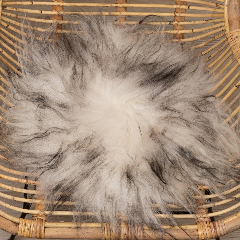 Coussin de chaise en peau de mouton WOOOL - blanc islandais noir