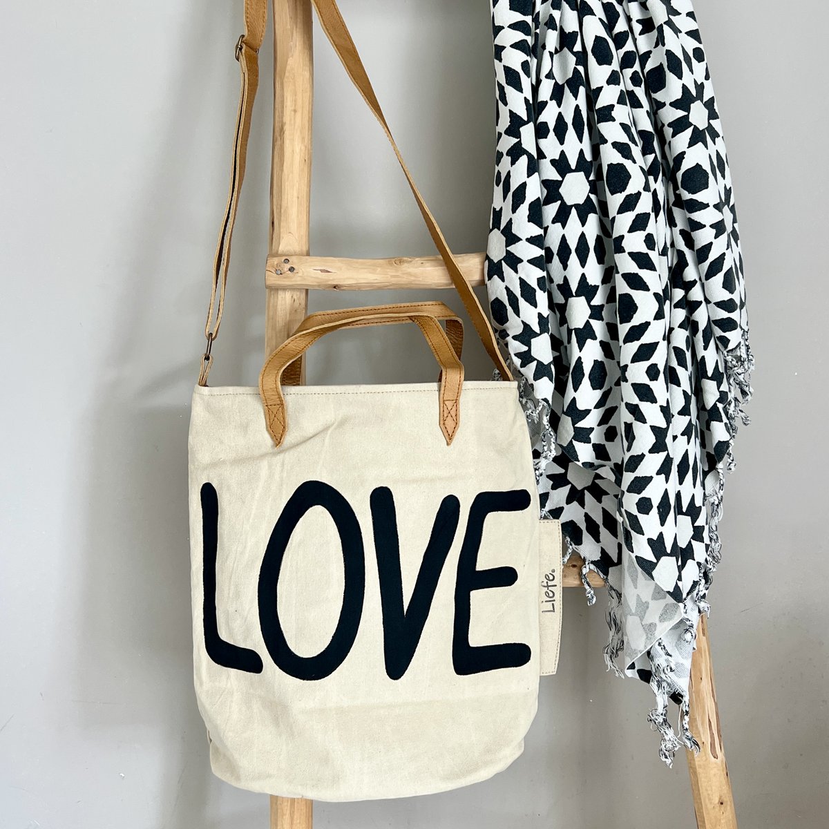 BucketBag LOVE  (vintage light canvas) NEW