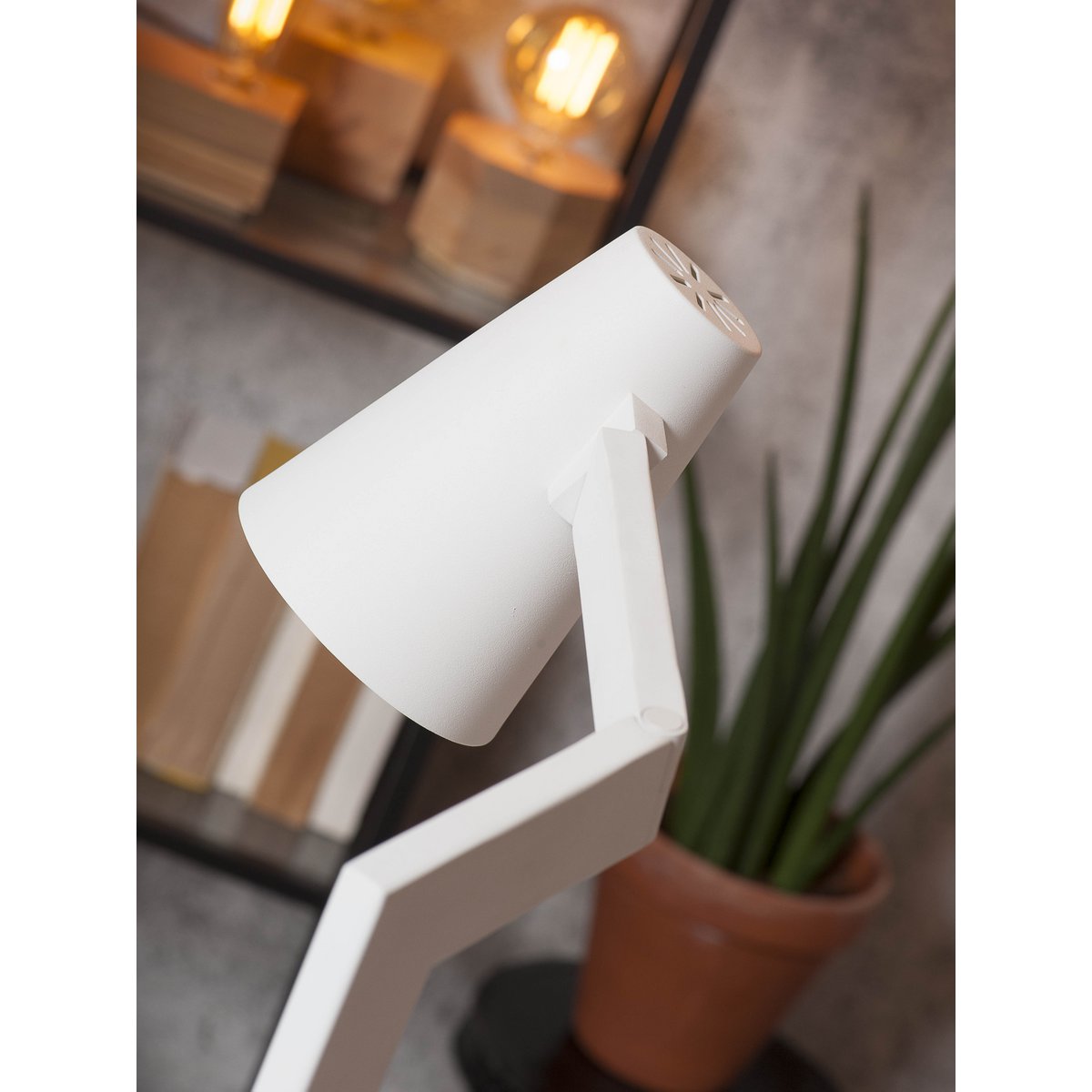 Vloerlamp ijzer Biarritz, Witz