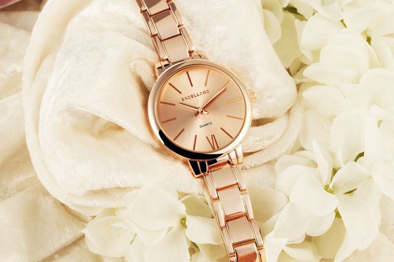 Excellanc ladies' watch with metal bracelet
