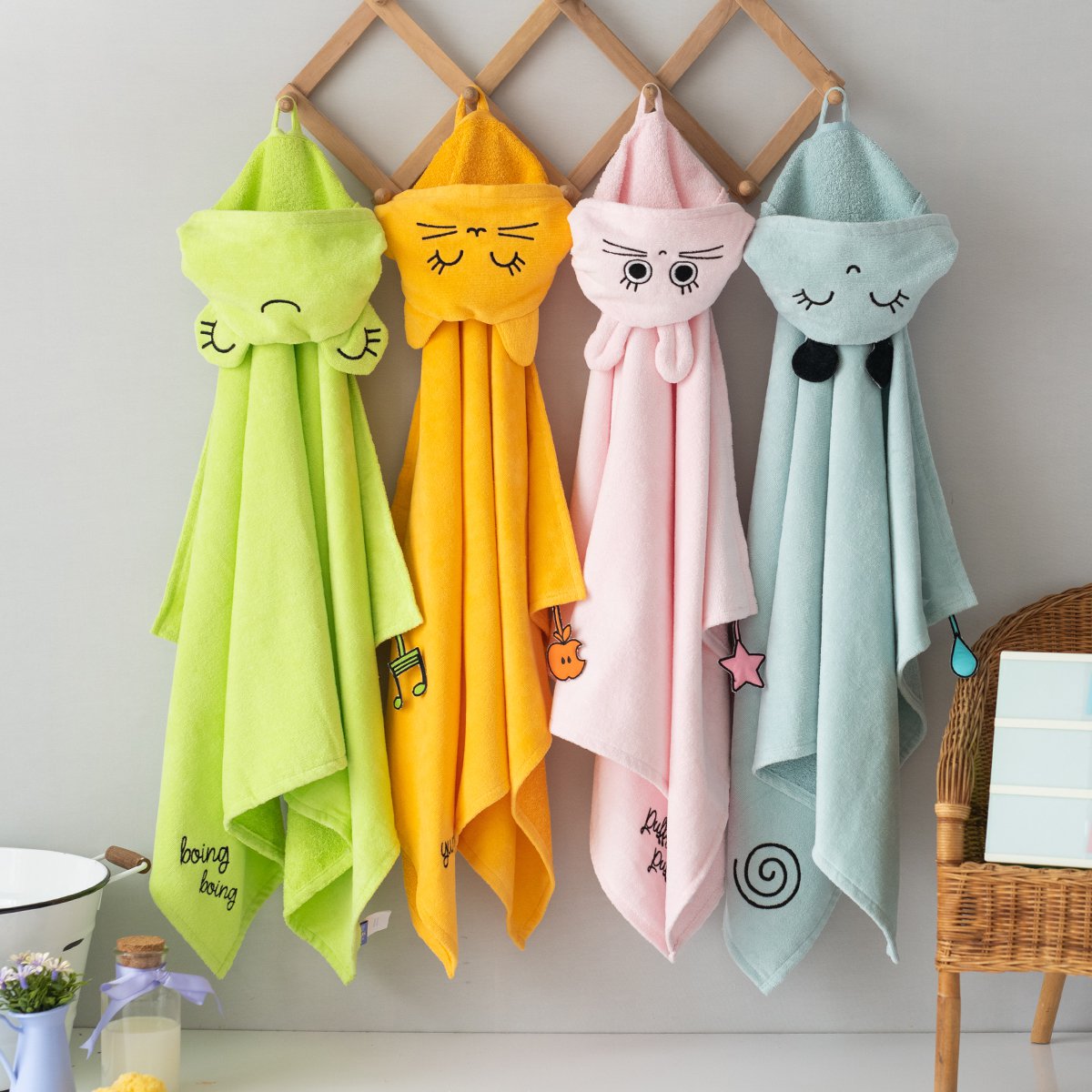 Milk&Moo Sangaloz Velvet Baby-Kapuzenhandtuch, 100 % Baumwolle, weich, saugfähig, 0–2 Jahre, 70 x 120 cm