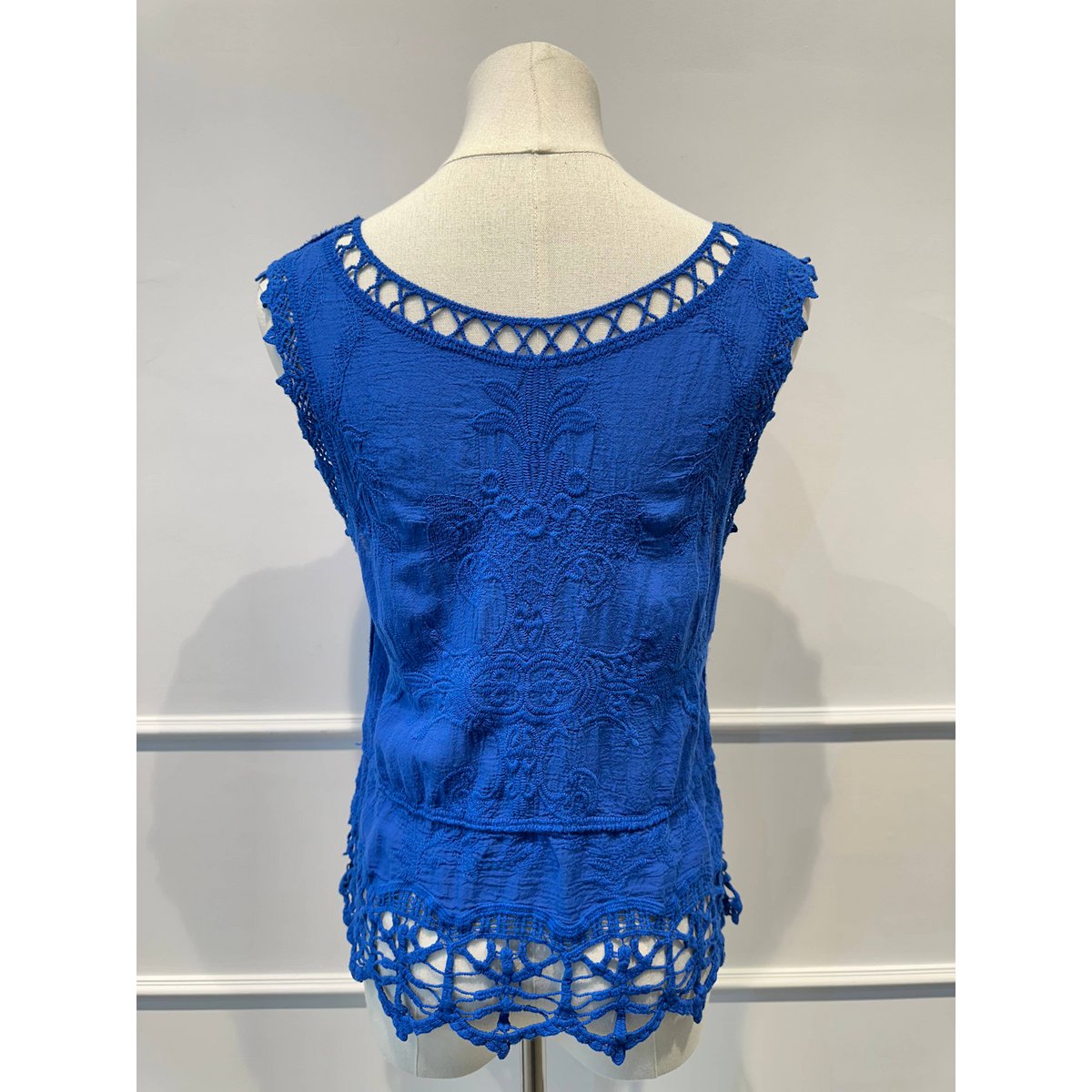 Camiseta sin mangas de encaje bordado - 100% - Made in ITALY
