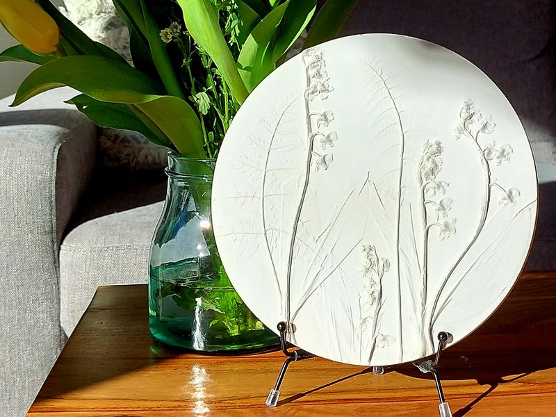 Wall object, wall decor, round picture, relief picture, white, plaster, 22cm