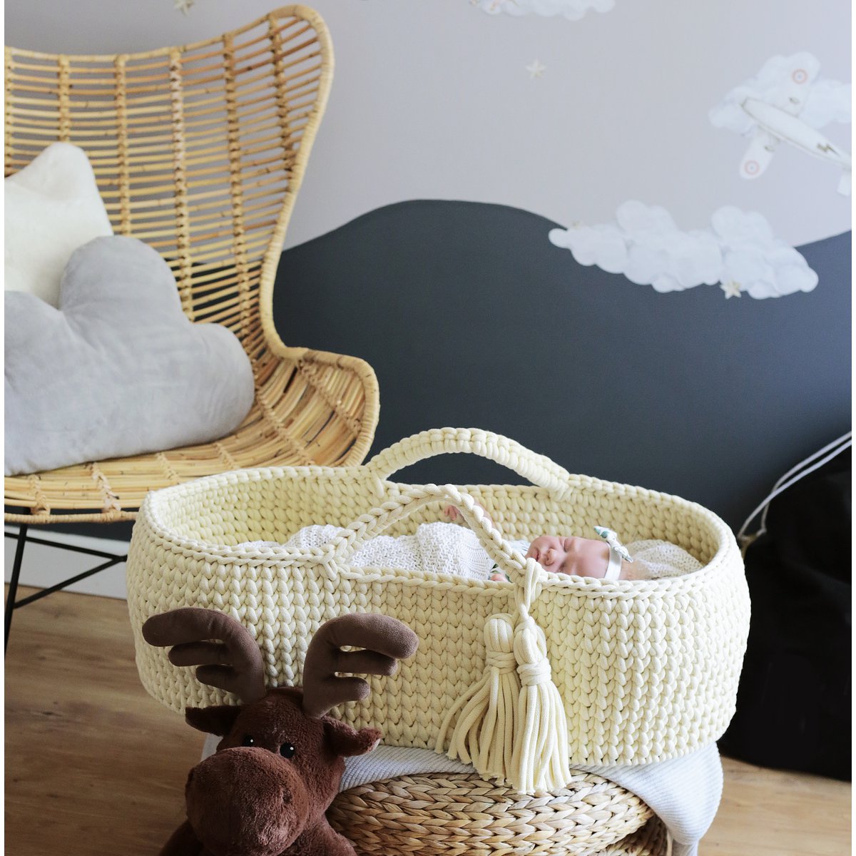 Moses Basket - Blond