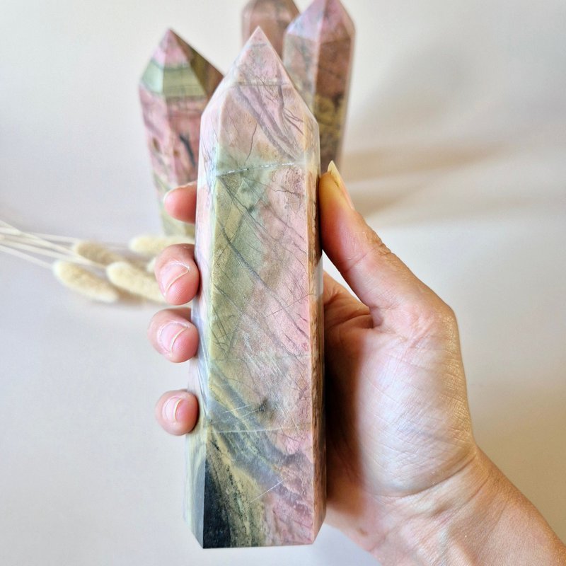 XL Rhodonite Tower - Powerful healing in Pink & Black