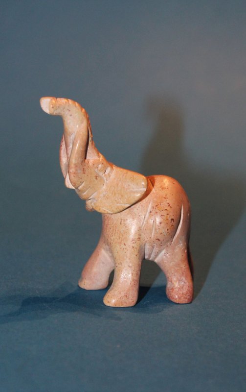401 Elephant small - fedtsten