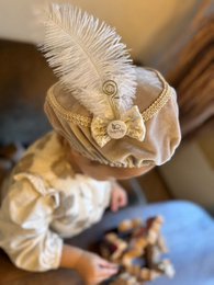 Luxury Pete hat | Beige velvet | Bow