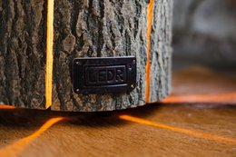 Luce in legno - Legno di frassino M || edizione in pelle