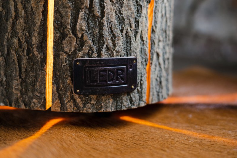 Holzlicht - Eschenholz M || Lederausgabe