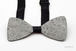 Silver grey bow tie with textured pattern