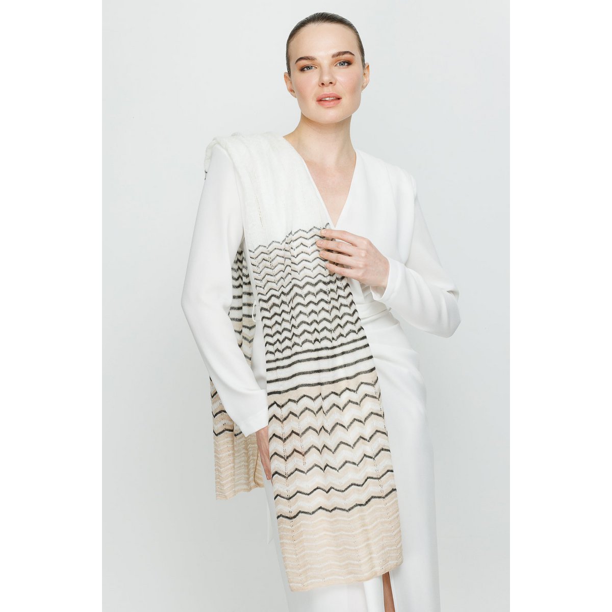 Cybele Shawl Ecru-Beige-Black