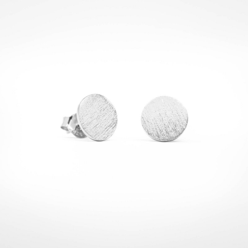 HOKKAIDO stud earrings