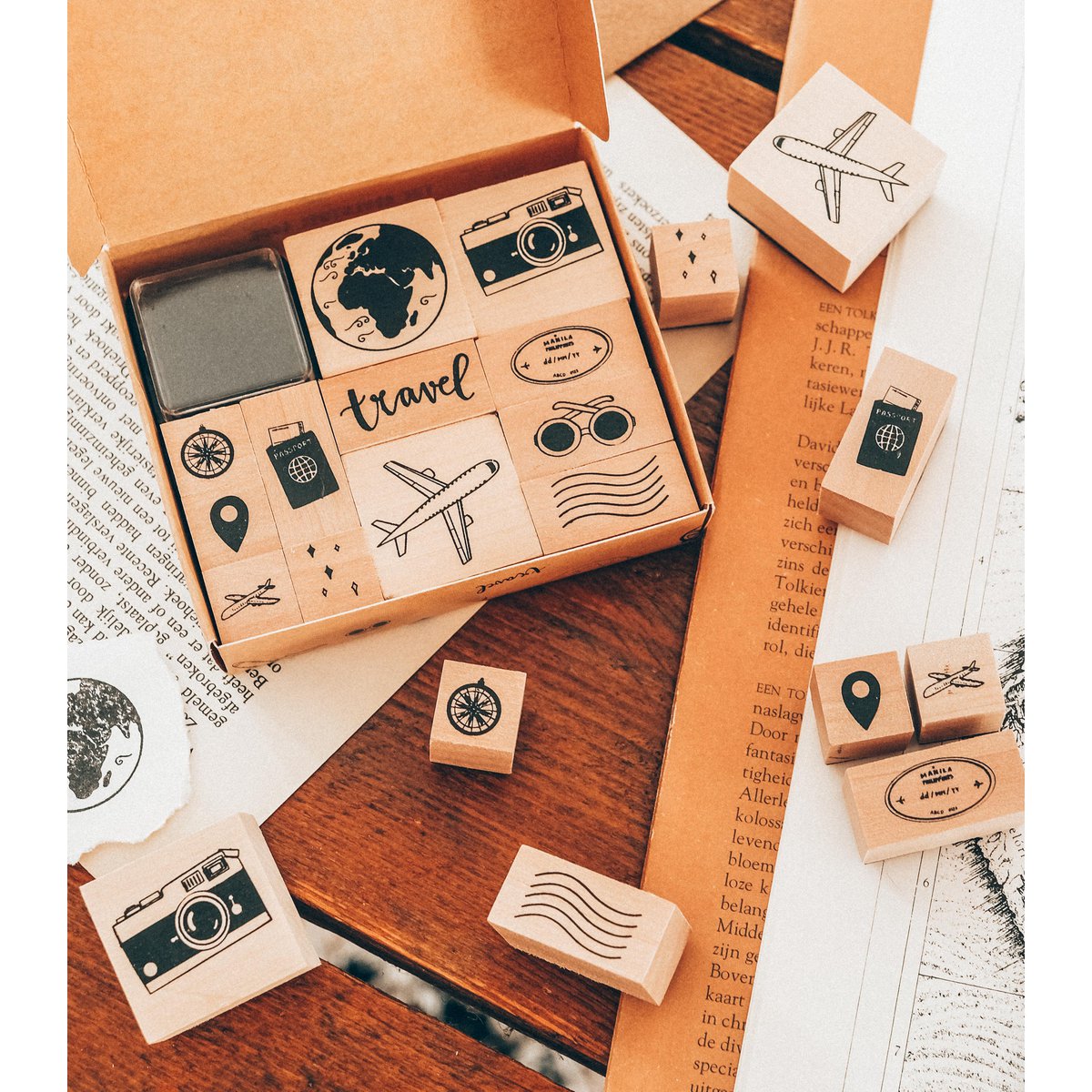 Jeu de tampons en bois