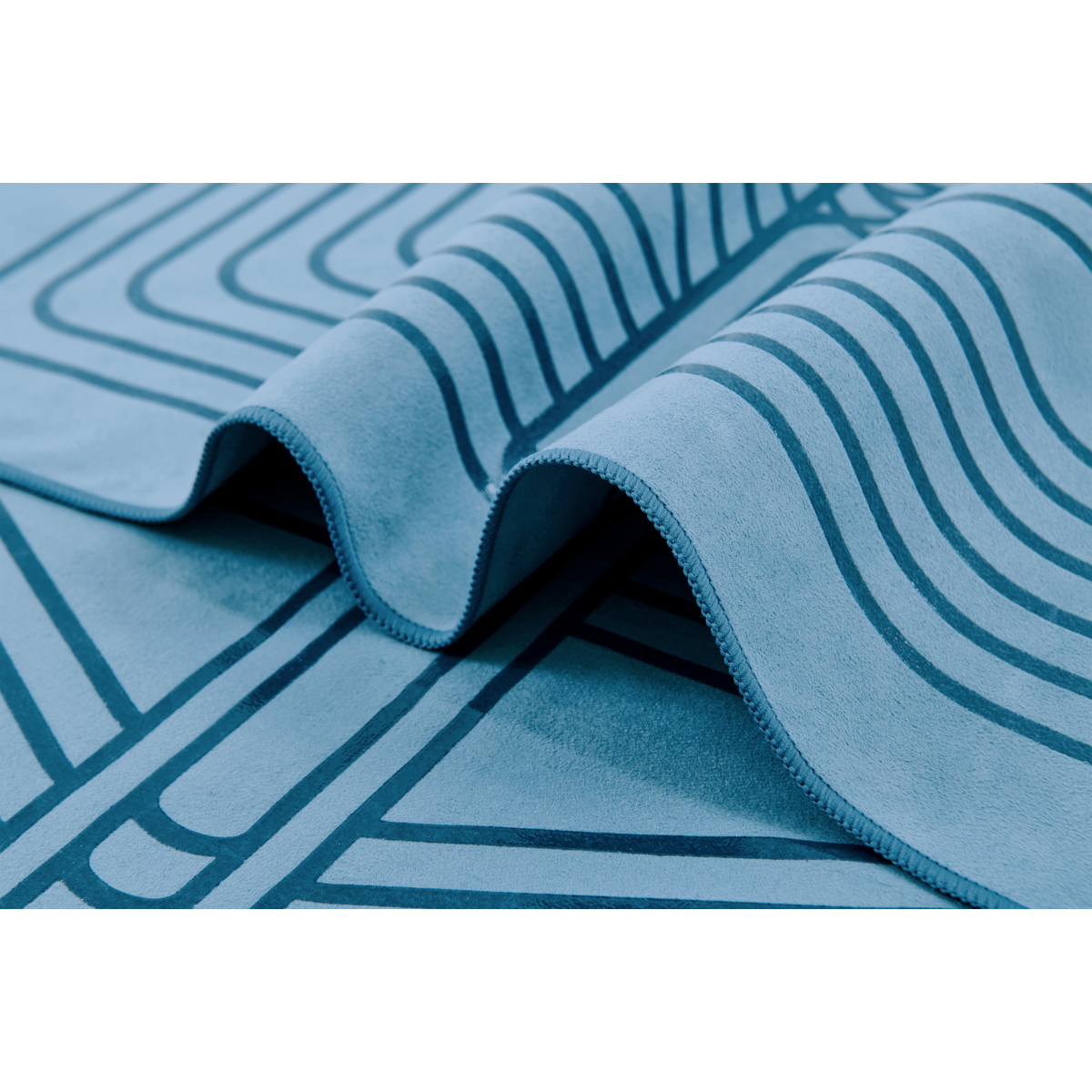 Gecko Warrior Yoga Towel - Ocean Blue