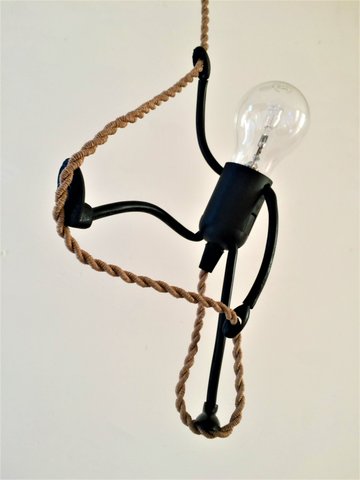 Mr. Bright One on a Rope; * Hanging lamp * Dutch Design * Cord 75 cm resembles real rope * Easily adjustable in height